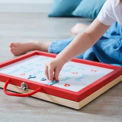 Janod Essentiel - Valigetta con lettere in corsivo 4 in 1